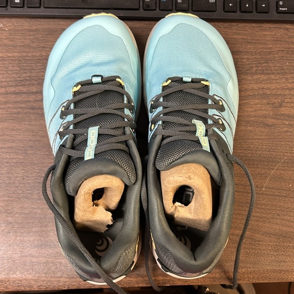 Topo Women’s Runventure 4 - Picture 3 of 5